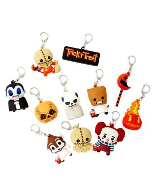  The Legend of Zelda Series 2 Blind Bag Keychains and Bag Clips  - Single Bag : Sports & Outdoors