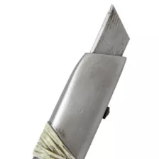 Disappearing Razor Blade at Spirit Halloween