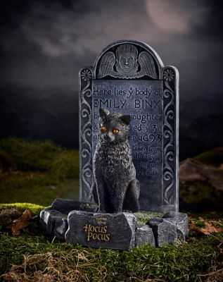 Hocus Pocus Binx Statue