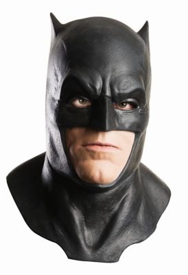 Batman Full Mask Deluxe - Batman v. Superman: Dawn of Justice -  Spirithalloween.com