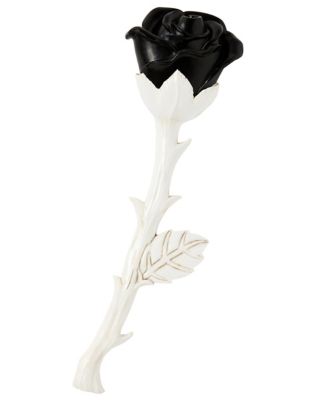 Gothic White Roses