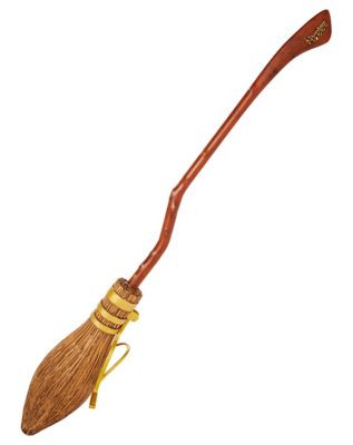 How to Make a Nimbus 2000  Harry potter broomstick, Harry potter