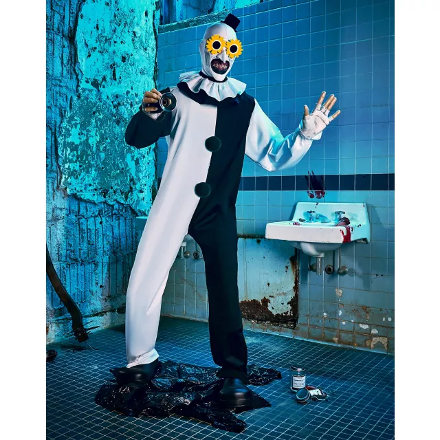 6 Ft 2 In Art the Clown Animatronic - Terrifier at Spirit Halloween