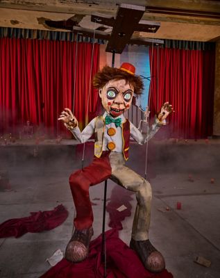 7.7 Ft Bobby Strings Animatronic