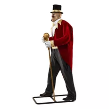 7 Ft Ringmaster Animatronic at Spirit Halloween