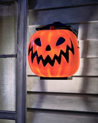 01732155 - Pumpkin Porch Light Cover
