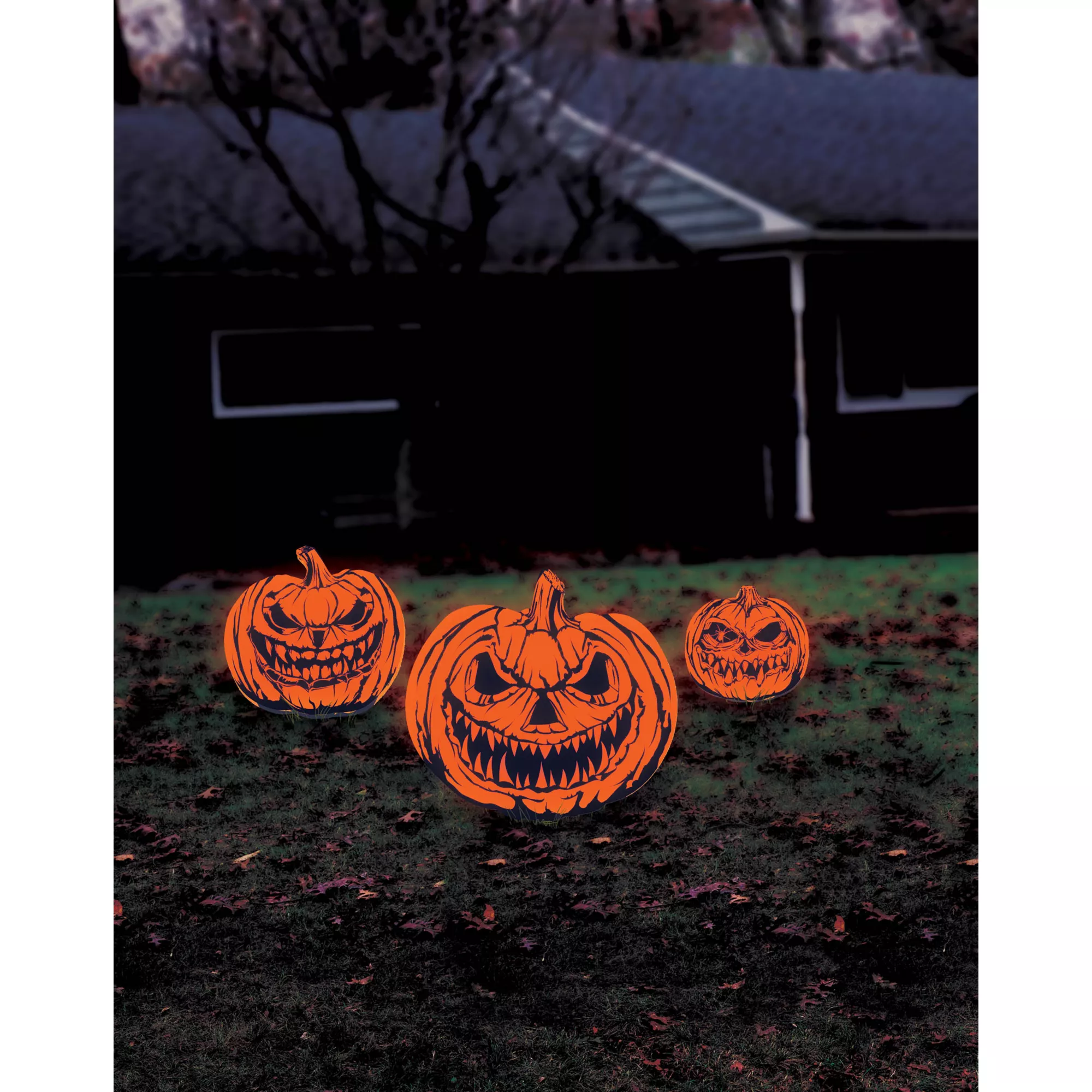 Scary Pumpkin Signs Lawn Decor Set - 3 Pack at Spirit Halloween