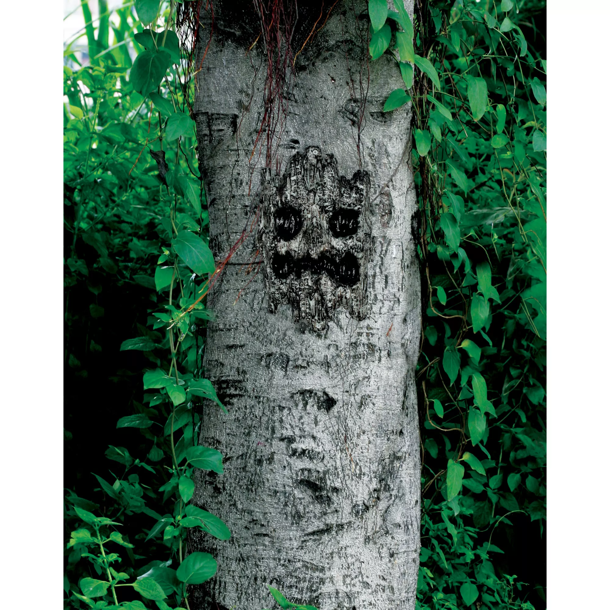 Spooky Tree Face at Spirit Halloween