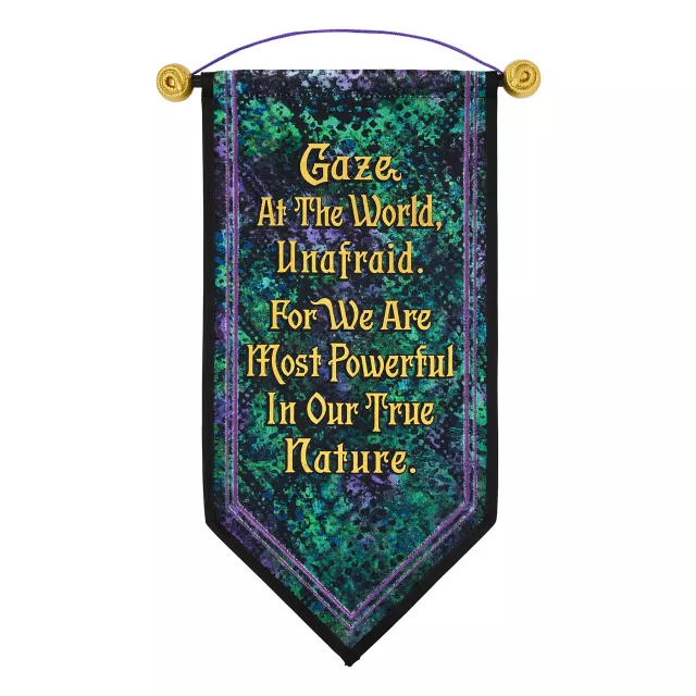 Medusa Gaze at the World Banner at Spirit Halloween