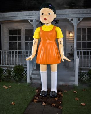 Young Hee Animatronic