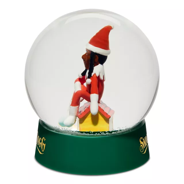 Snoop on the Stoop Snow Globe - Spirithalloween.com