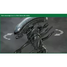 6 Ft 8 In Alien Xenomorph Animatronic at Spirit Halloween