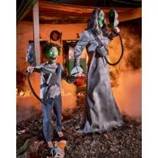 5 Ft 7 In Doomsday Duo Animatronic at Spirit Halloween
