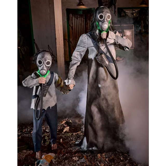 5 Ft 7 In Doomsday Duo Animatronic at Spirit Halloween