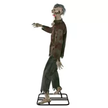 6 Ft 1 In Jeremy Jaws Animatronic at Spirit Halloween