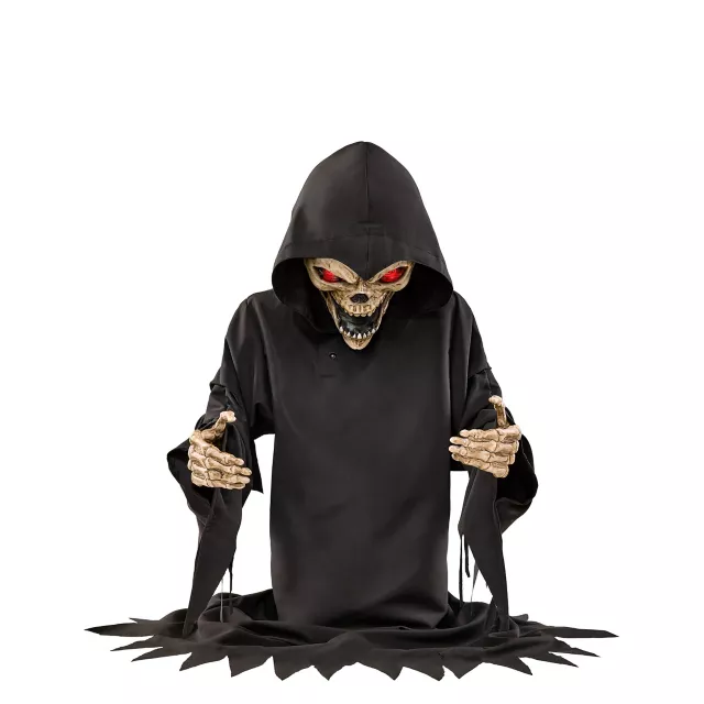 3 Ft 3 In Screaming Reaper Animatronic at Spirit Halloween