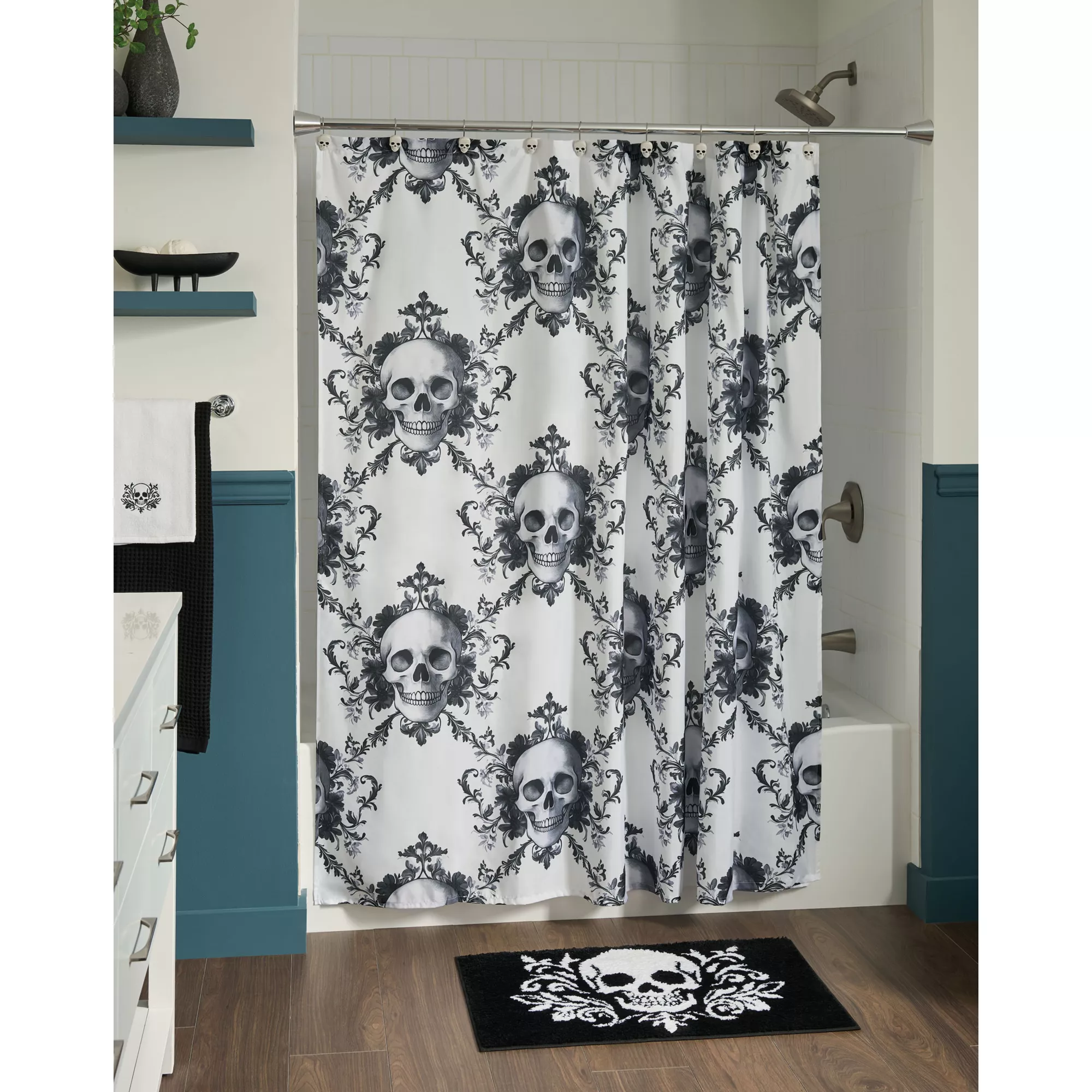 Skeleton 17-Piece Bath Set at Spirit Halloween