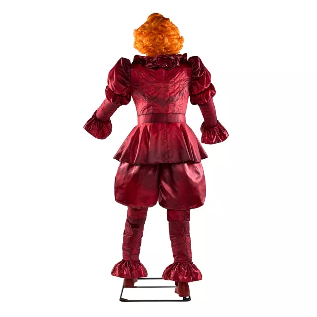 6 Ft 10 In Pennywise Animatronic – IT: Welcome to Derry at Spirit Halloween