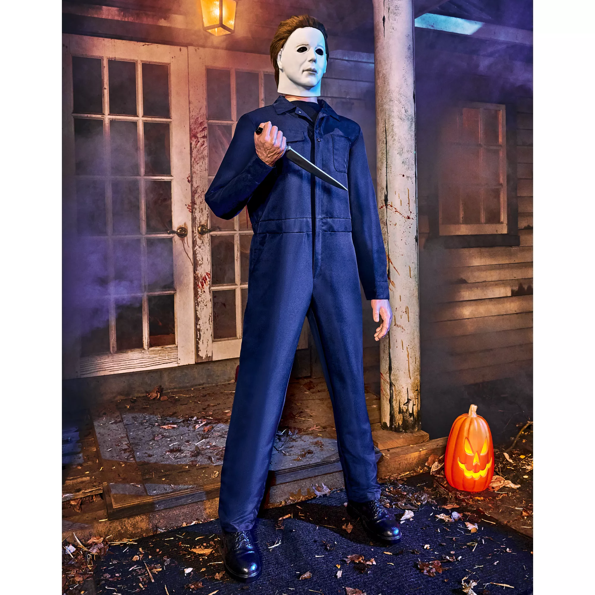 6 Ft 6 In Michael Myers Animatronic - Halloween at Spirit Halloween