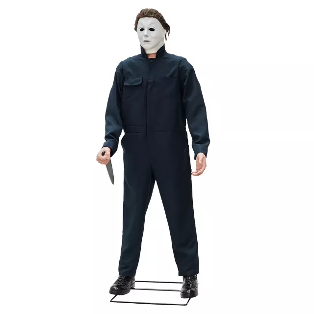 6 Ft 6 In Michael Myers Animatronic - Halloween at Spirit Halloween