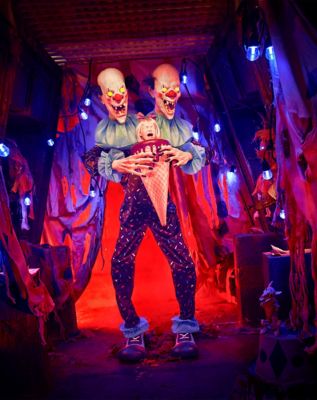 7 Ft Two Scoops Animatronic