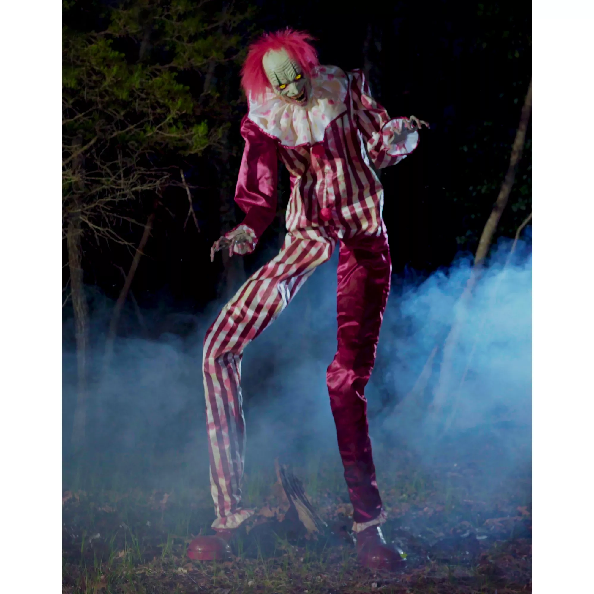 6 Ft 7 In Creepy Towering Clown Animatronic at Spirit Halloween