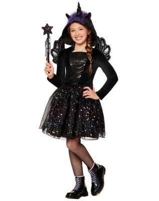 What is Purim? Everything You Should Know About the Popular Jewish Holiday  - Spirit Halloween Blog