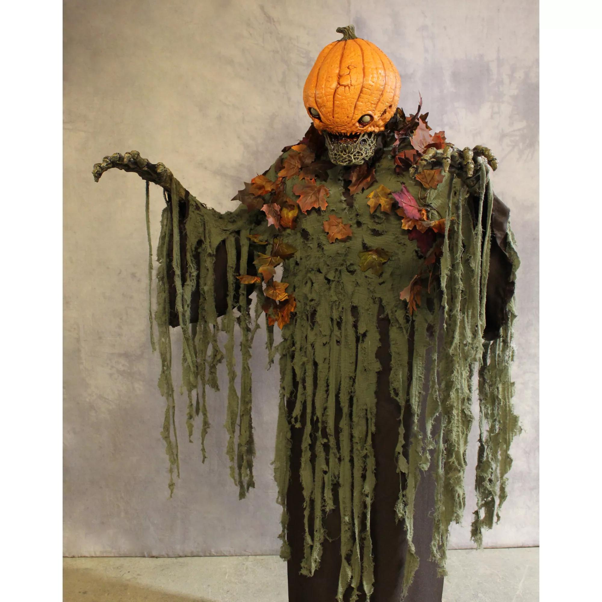 6 Ft 6 In Dead Seed Animatronic – Beastcraft at Spirit Halloween