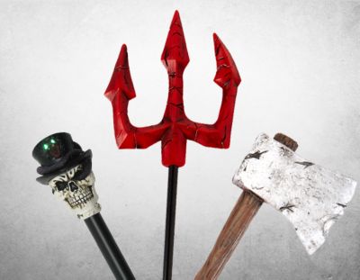 WEAPONS & ARMOR