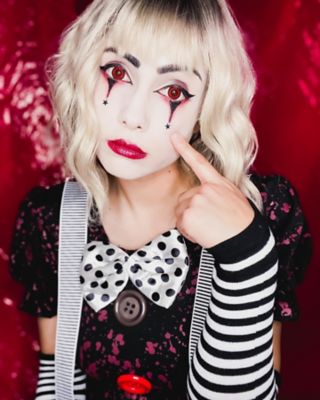 9 Incredible Halloween Makeup Ideas That Will Steal the Spotlight - Spirit  Halloween Blog