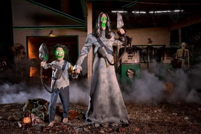 Spirit Halloween 2026 Animatronics Collection = Hero Image